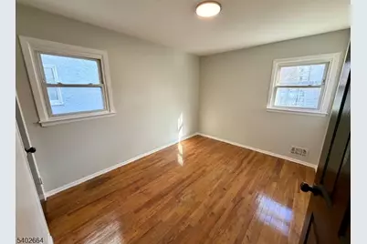 188 Fabyan Pl, Newark, NJ 07112 - Photo 8