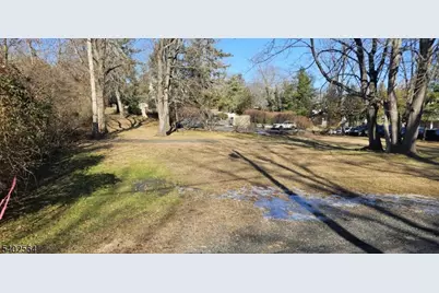 08-09 Castle Pl, Long Hill Township, NJ 07933 - Photo 6