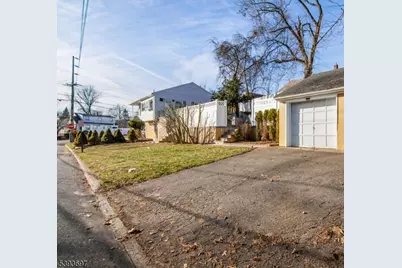 301 Riverview Rd, Pompton Lakes, NJ 07442 - Photo 30