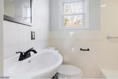 301 Riverview Rd, Pompton Lakes, NJ 07442 - Photo 16