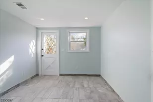 301 Riverview Rd, Pompton Lakes, NJ 07442 - Photo 26