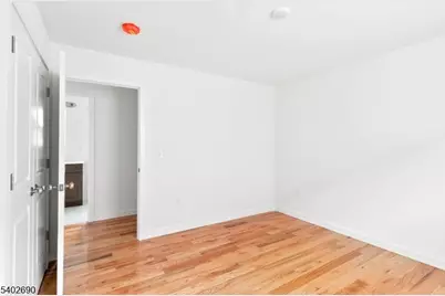 244 Pomona Ave, Newark, NJ 07112 - Photo 2