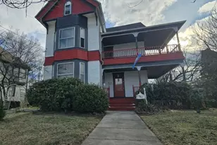 608 3rd St, Belvidere, NJ 07823 - Photo 1