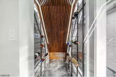 15 Princeton Pl, Clifton, NJ 07014 - Photo 24