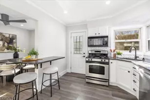 15 Princeton Pl, Clifton, NJ 07014 - Photo 6