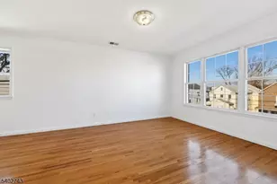 1020 Laura St, Elizabeth, NJ 07201 - Photo 4