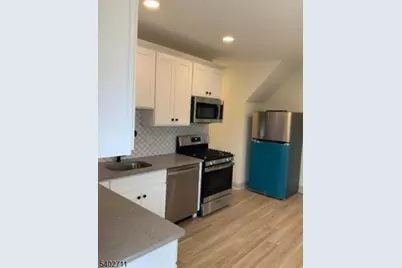 21 Bartholdi Ave, Butler, NJ 07405 - Photo 2