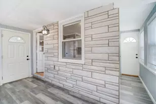 451 Burroughs Terrace, Union Township, NJ 07083 - Photo 2