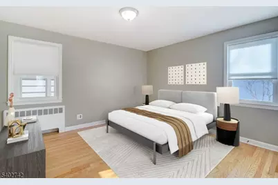 451 Burroughs Ter, Union Township, NJ 07083 - Photo 14