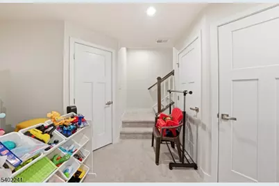 1205 English Ln, Sayreville, NJ 08859 - Photo 42