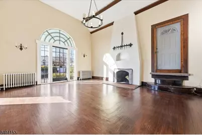 283 Pasadena Ave, Hasbrouck Heights, NJ 07604 - Photo 8