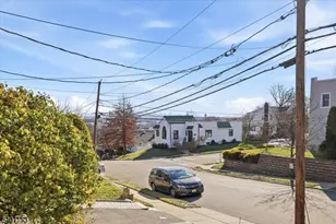 283 Pasadena Ave, Hasbrouck Heights, NJ 07604 - Photo 36