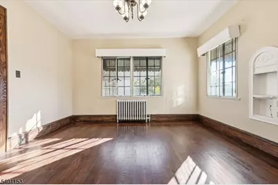 283 Pasadena Ave, Hasbrouck Heights, NJ 07604 - Photo 10