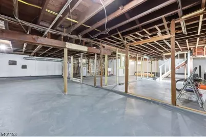 283 Pasadena Ave, Hasbrouck Heights, NJ 07604 - Photo 32