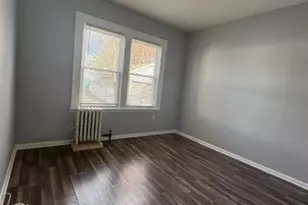 421 Berwick St, Orange, NJ 07050 - Photo 2