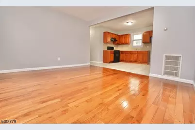151 Vermont Ave, Newark, NJ 07106 - Photo 10
