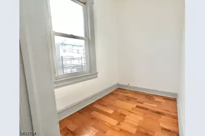 102 S 12th St, Newark, NJ 07107 - Photo 12