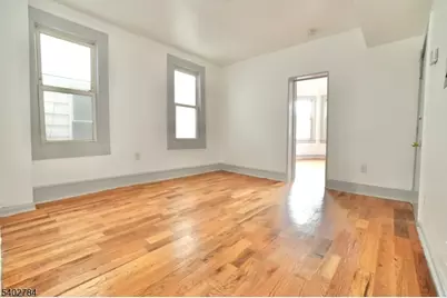 102 S 12th St, Newark, NJ 07107 - Photo 8