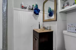 357 N 11th St, Newark, NJ 07107 - Photo 24