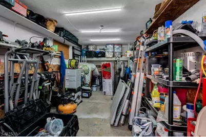 357 N 11th St, Newark, NJ 07107 - Photo 30