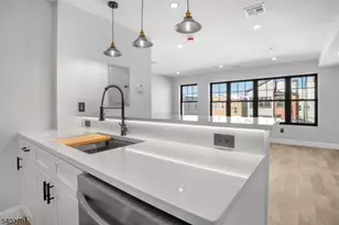 479 15th Ave Unit, Newark, NJ 07103 - Photo 1