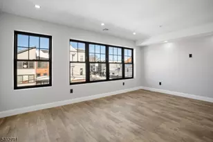 479 15th Ave Unit, Newark, NJ 07103 - Photo 2