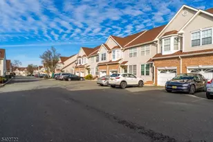 21 Gallop Ln, Franklin Township, NJ 08873 - Photo 28