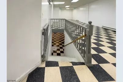 449 Hoboken Ave, Jersey City, NJ 07306 - Photo 10