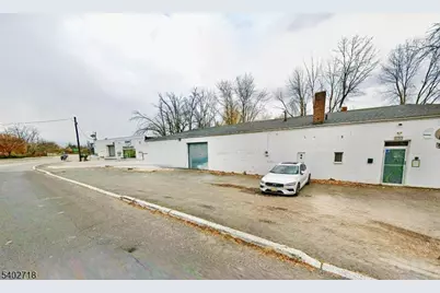 1050 Valley St, Union Township, NJ 07088 - Photo 4