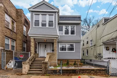 268 Leslie St, Newark, NJ 07112 - Photo 1