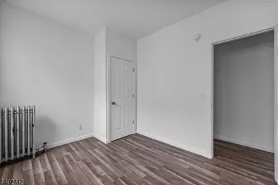 268 Leslie St, Newark, NJ 07112 - Photo 4