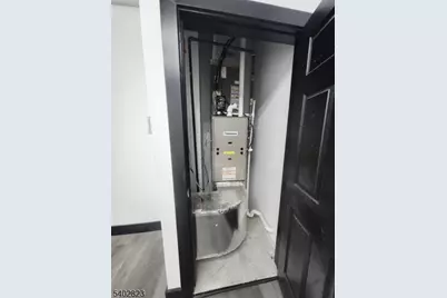 76 Paine Ave, Irvington, NJ 07111 - Photo 4