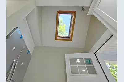 29 White Ter, Newark, NJ 07108 - Photo 28