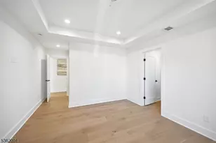 4 Maplewood Dr, Livingston, NJ 07039 - Photo 38