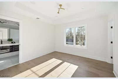 4 Maplewood Dr, Livingston, NJ 07039 - Photo 40