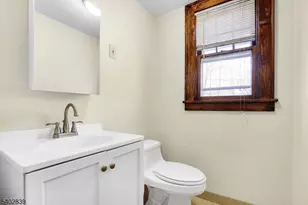 33 Becker Terrace, Irvington, NJ 07111 - Photo 10