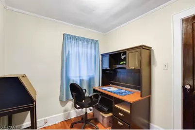 33 Becker Ter, Irvington, NJ 07111 - Photo 8