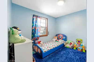 38 Sherwood St, Clifton, NJ 07013 - Photo 10