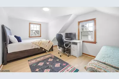 38 Sherwood St, Clifton, NJ 07013 - Photo 6