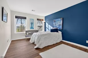 11 Evergreen Dr, Clifton, NJ 07014 - Photo 10