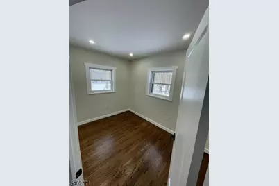 347 Zion Rd, Hillsborough Township, NJ 08844 - Photo 10