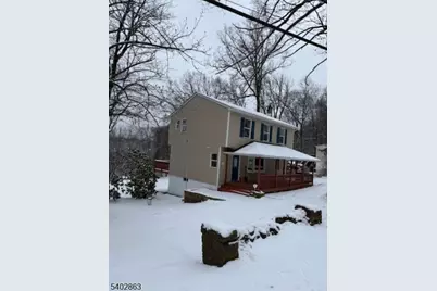 15 Frances Ave, Hopatcong, NJ 07874 - Photo 2