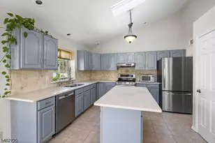 6 Hoagland Ct, Bridgewater, NJ 08807 - Photo 6