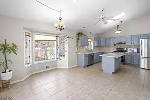 6 Hoagland Ct, Bridgewater, NJ 08807 - Photo 8