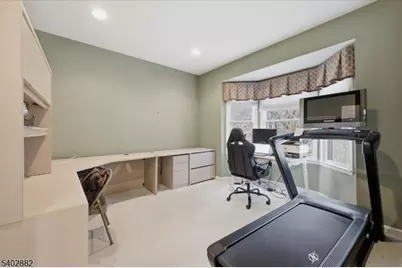 13 Old Schoolhouse Rd, Bethlehem Township, NJ 08802 - Photo 18