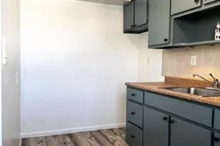 2428 St Georges Ave, Rahway, NJ 07065 - Photo 2