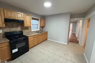 76 Halstead St, Newark, NJ 07106 - Photo 2