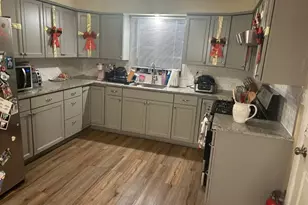 60 Bank St, Midland Park, NJ 07432 - Photo 8