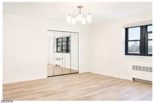 208 Anderson St, Hackensack, NJ 07601 - Photo 8