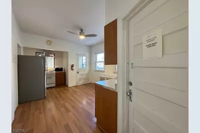 4 Claremont Pl #1, Montclair, NJ 07042 - Photo 14